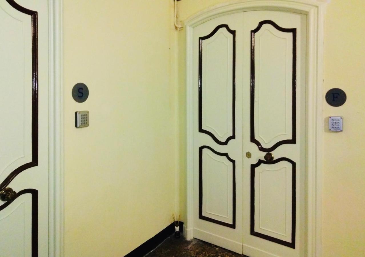 Palazzo San Giorgio Apartment Генуа Екстериор снимка