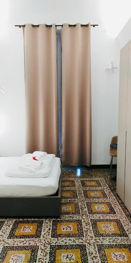 Palazzo San Giorgio Apartment Генуа Екстериор снимка