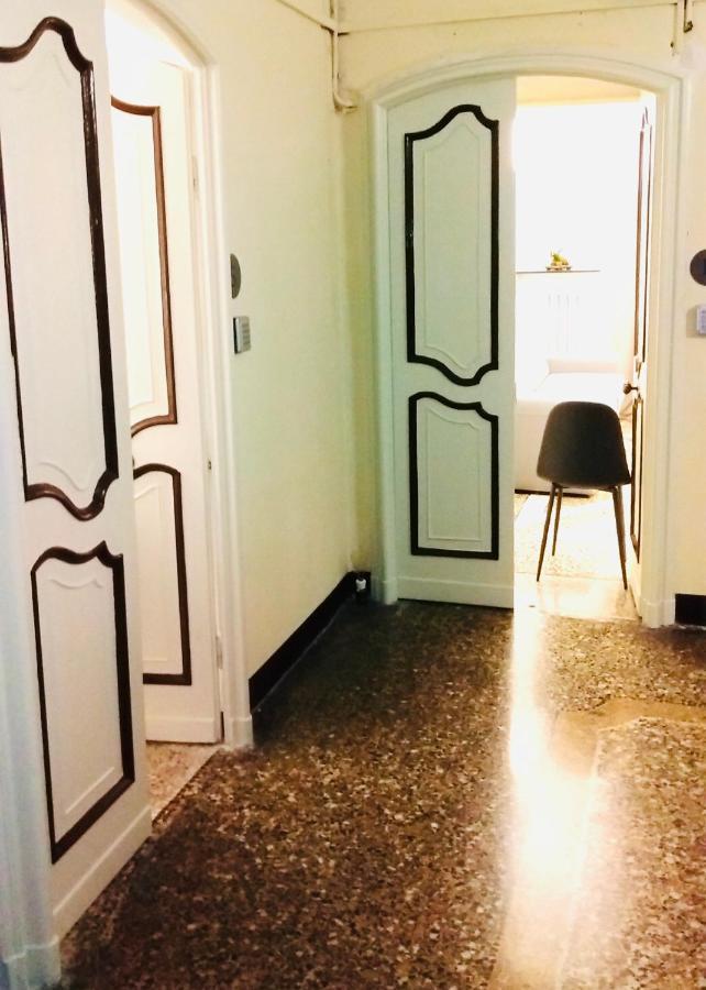 Palazzo San Giorgio Apartment Генуа Екстериор снимка